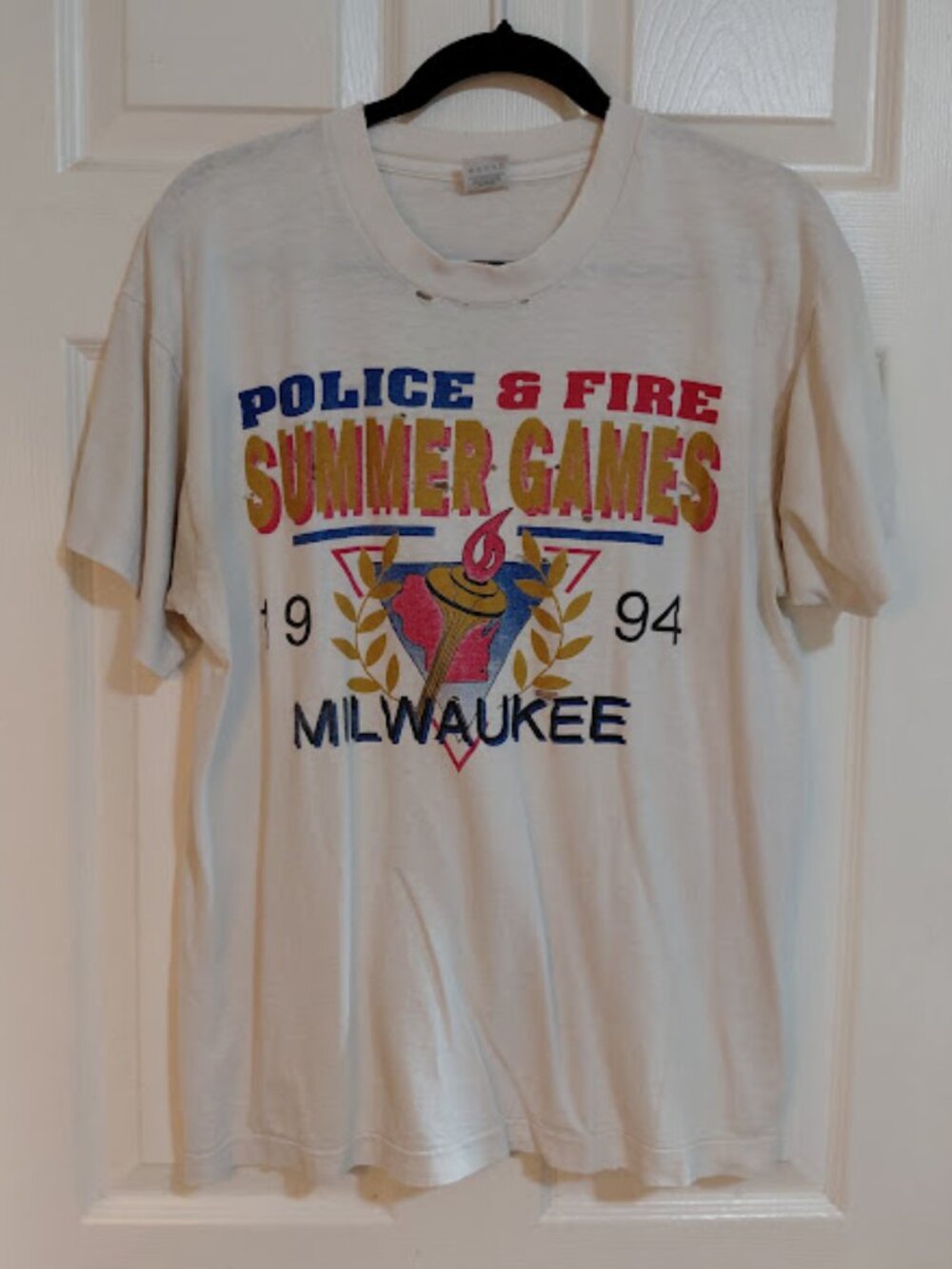 Vintage 1994 Milwaukee Police & Fire Summer Games Trophy Graphic T-Shirt